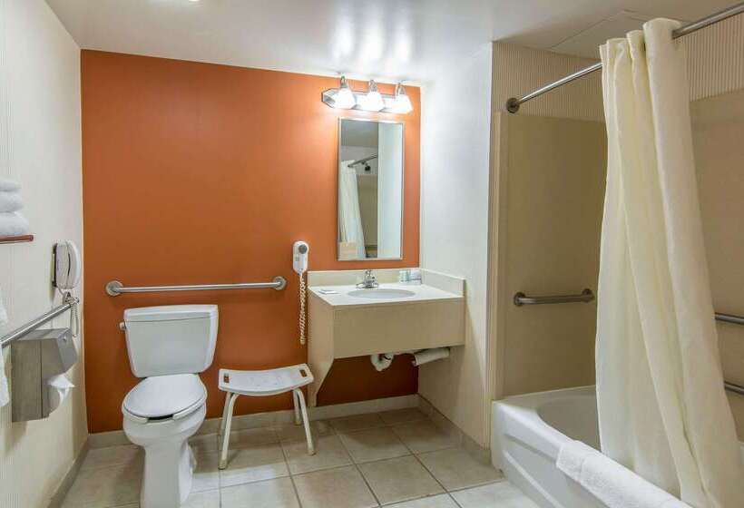 酒店 Spark By Hilton Fredericksburg Southpoint