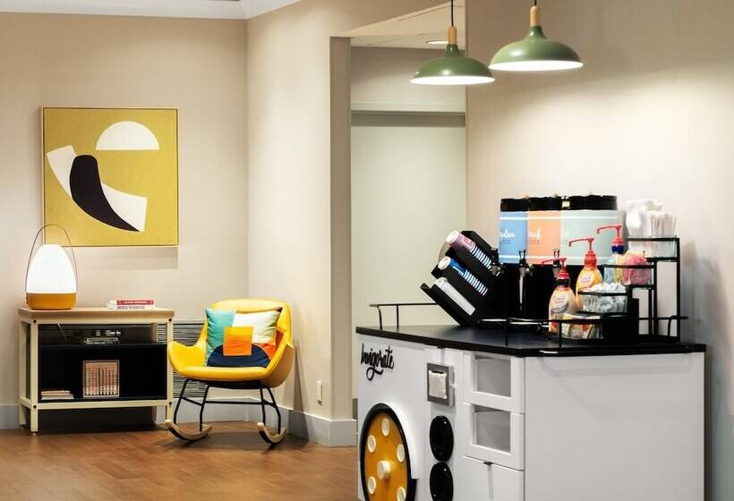 酒店 Spark By Hilton Fredericksburg Southpoint