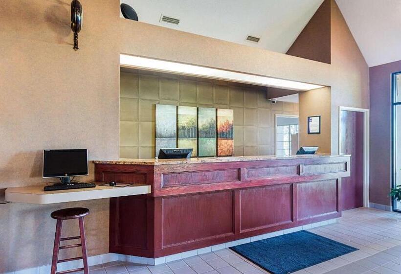 فندق Sleep Inn & Suites Bay View Acme   Traverse City