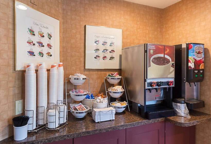 هتل Sleep Inn & Suites Bay View Acme   Traverse City