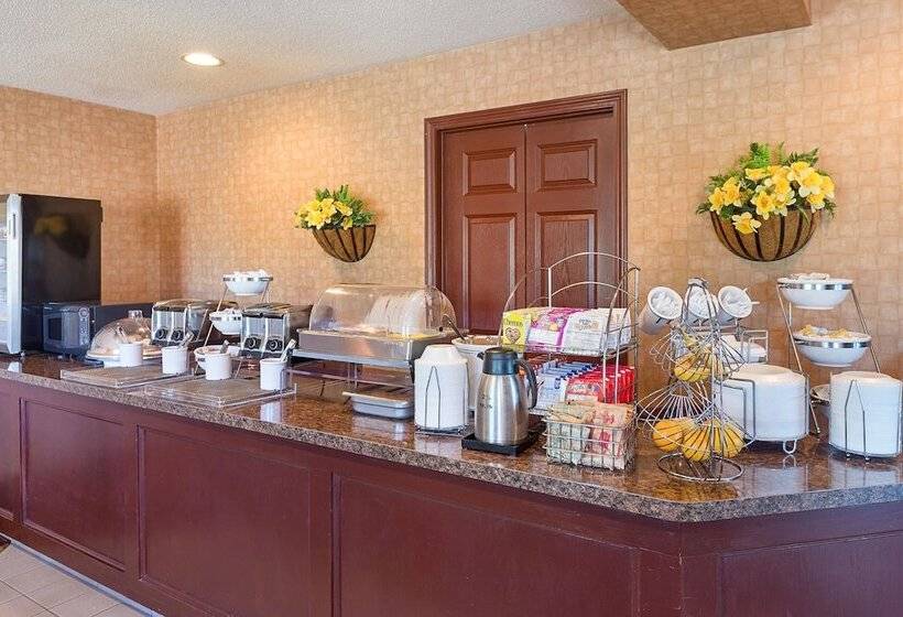 فندق Sleep Inn & Suites Bay View Acme   Traverse City