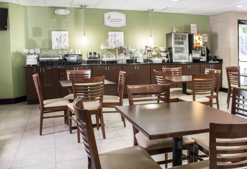 酒店 Sleep Inn & Suites Columbus Near State University   Fort Moore Area