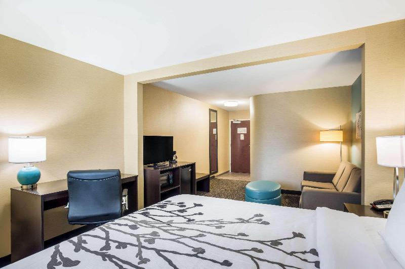 هتل Sleep Inn & Suites