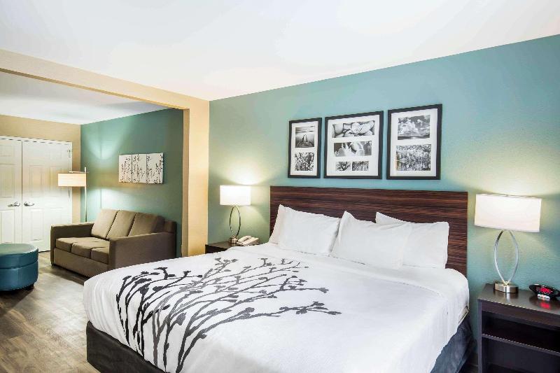هتل Sleep Inn & Suites