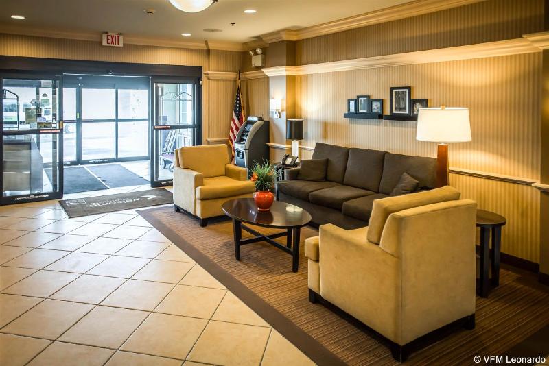 هتل Sleep Inn & Suites