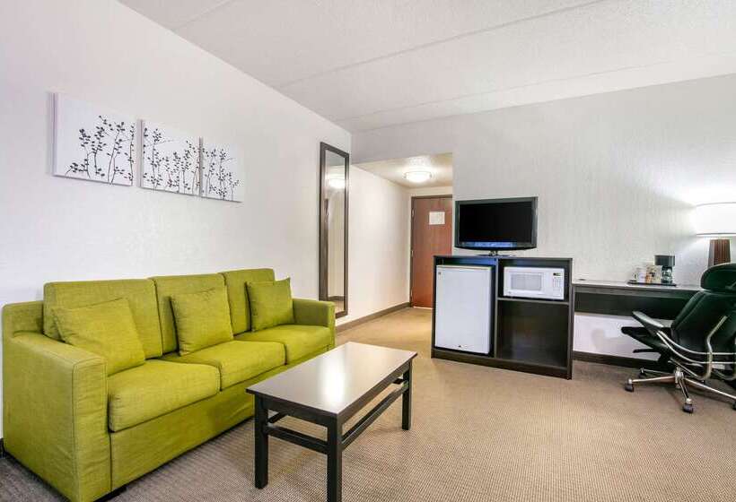 בית מלון כפרי Sleep Inn & Suites Near Sports World Blvd