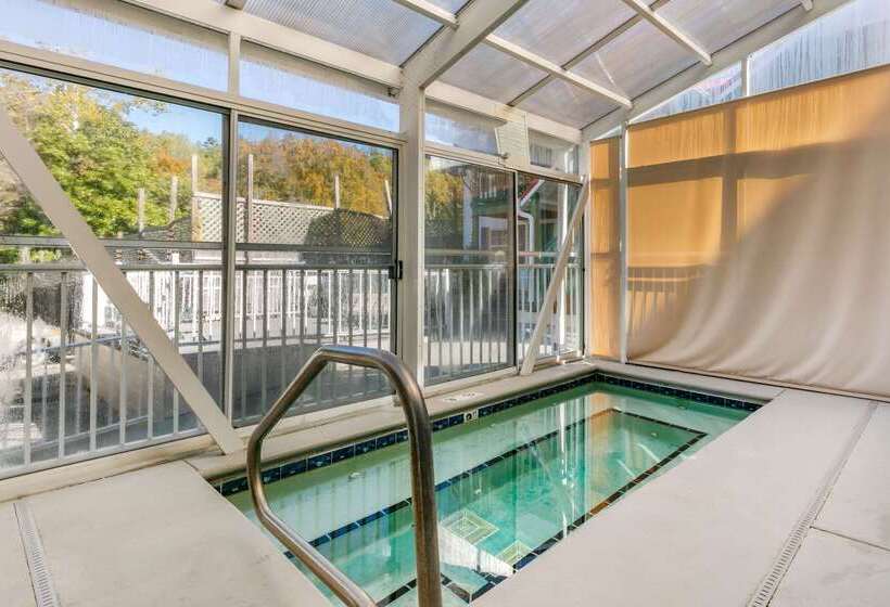 בית מלון כפרי Sleep Inn & Suites Near Sports World Blvd