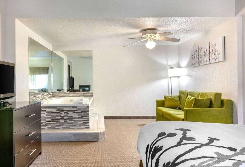 בית מלון כפרי Sleep Inn & Suites Near Sports World Blvd