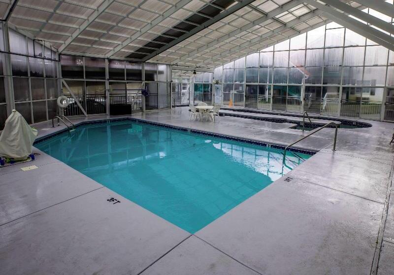 בית מלון כפרי Sleep Inn & Suites Near Sports World Blvd