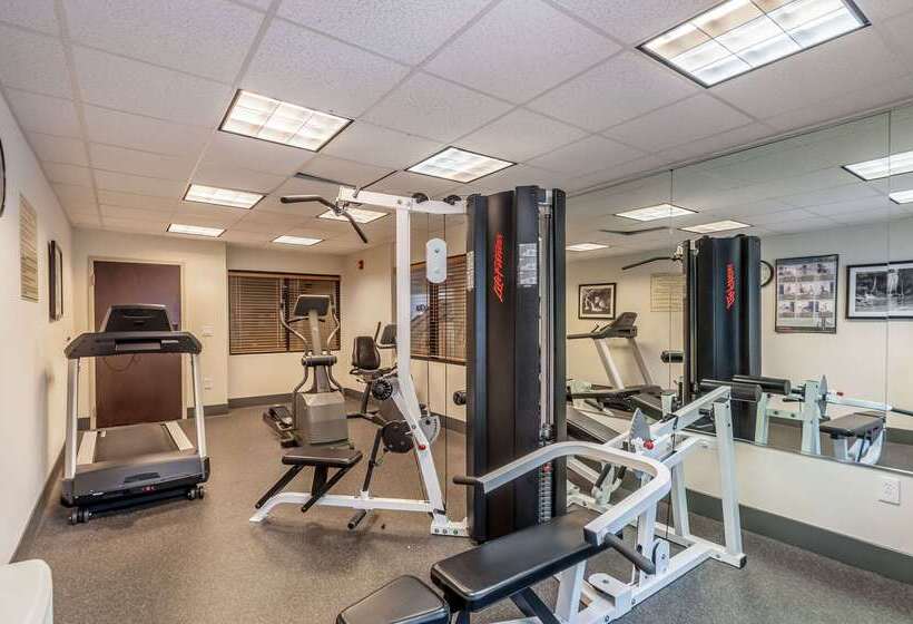 ホテル Sleep Inn & Suites Harrisonburg Near University