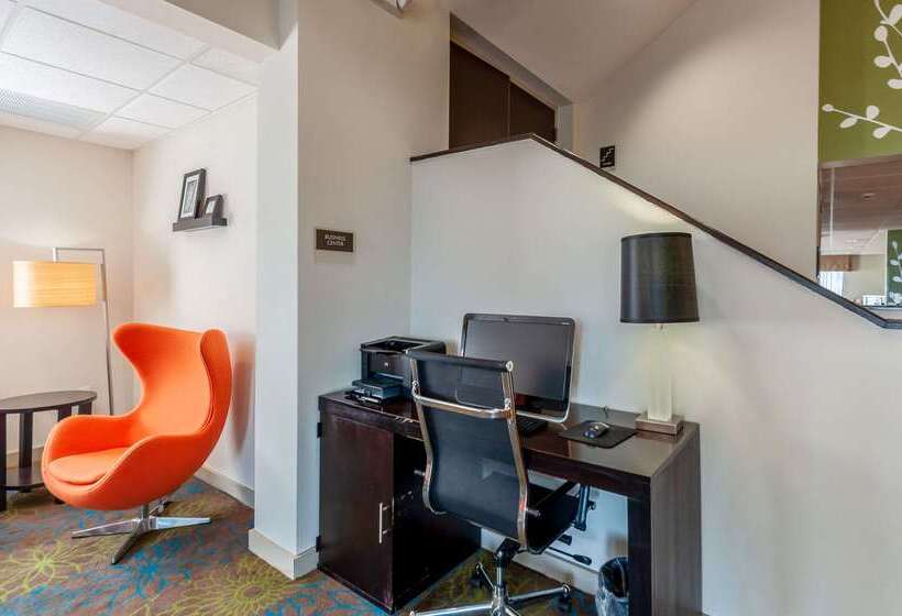 ホテル Sleep Inn & Suites Harrisonburg Near University