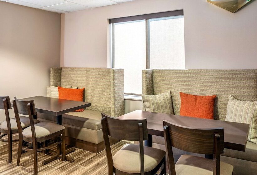 ホテル Sleep Inn & Suites Harrisonburg Near University