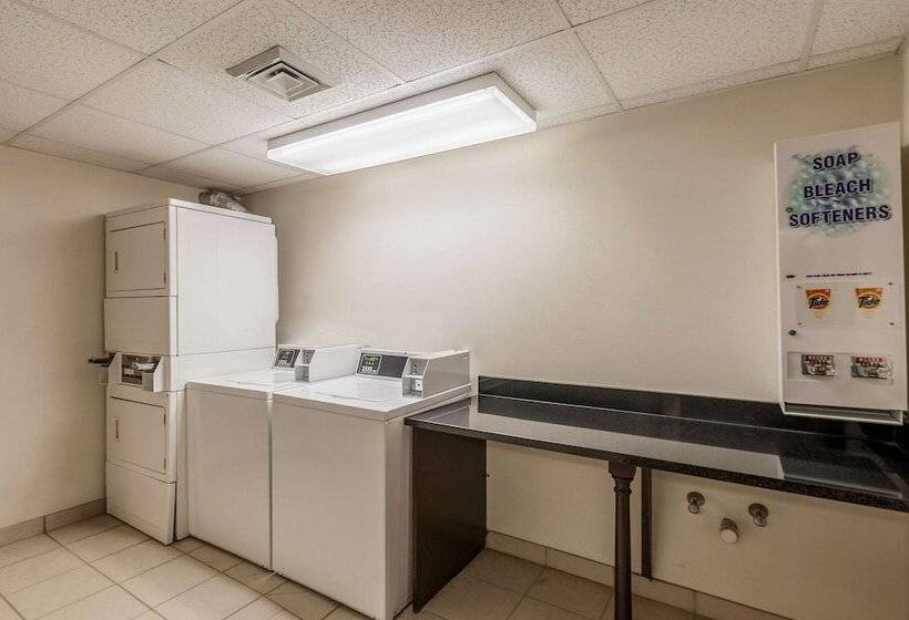 ホテル Sleep Inn & Suites Harrisonburg Near University