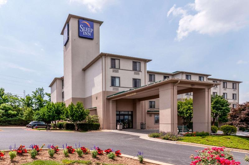 ホテル Sleep Inn & Suites Harrisonburg Near University