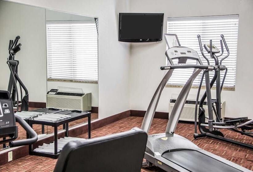 בית מלון כפרי Sleep Inn & Suites Oklahoma City North