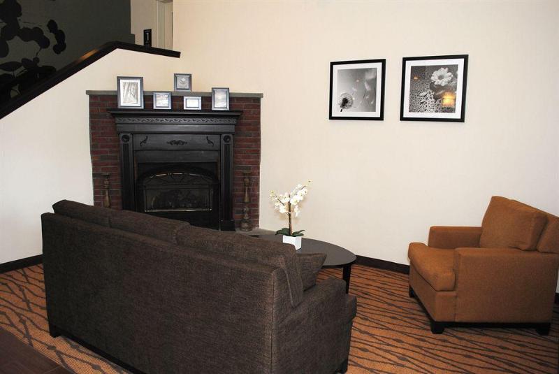 ホテル Sleep Inn & Suites Queensbury  Lake George