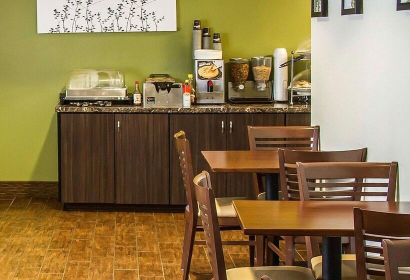 בית מלון כפרי Sleep Inn & Suites Roseburg North Near Medical Center