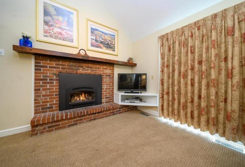 هتل Stoweflake Mountain Resort & Spa