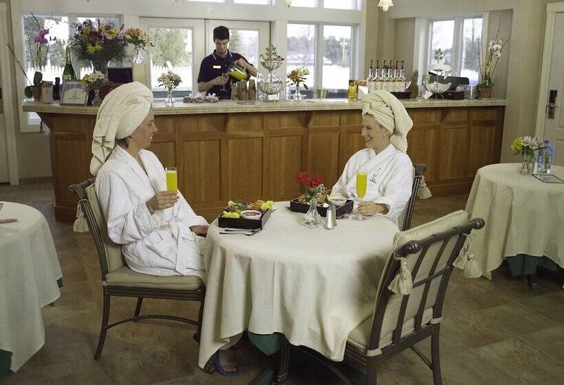 هتل Stoweflake Mountain Resort & Spa