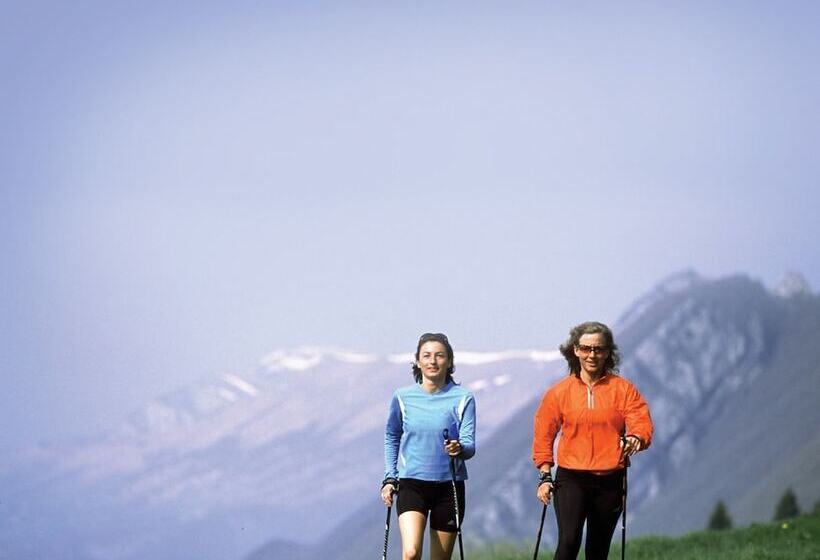 هتل Stoweflake Mountain Resort & Spa