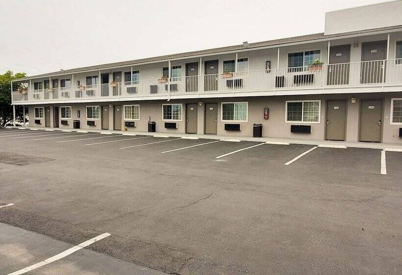 ホテル Studio 6national City, Ca  Naval Base San Diego