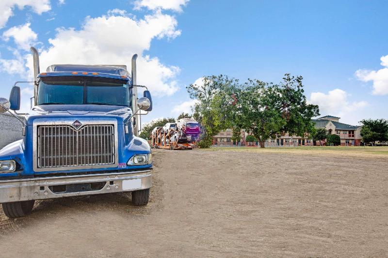 ホテル Super 8 By Wyndham Arlington Near At&t Stadium