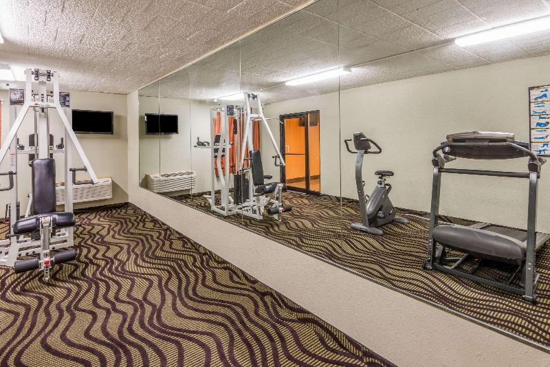 فندق Super 8 By Wyndham Batavia E Of Darien Lake Theme Park