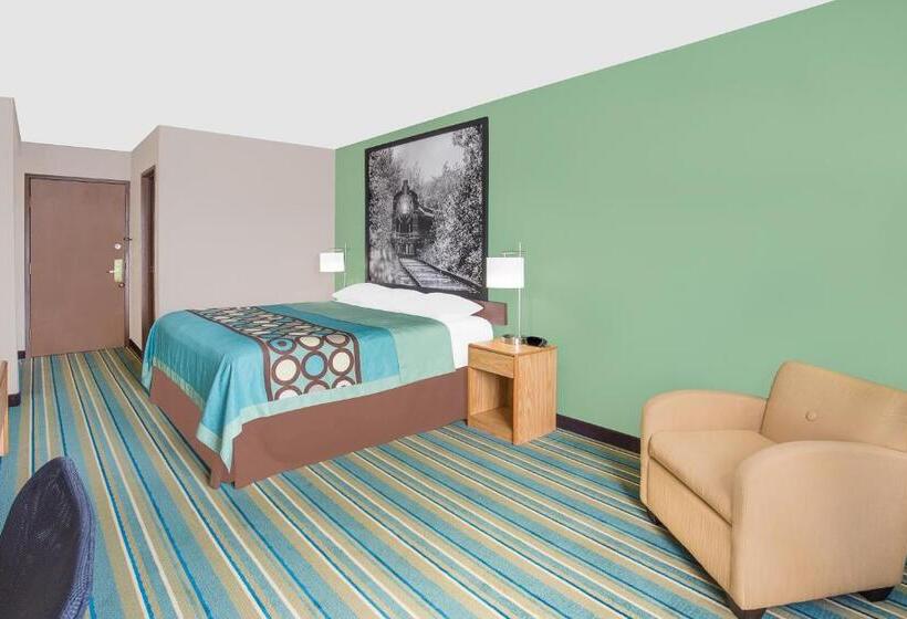 فندق Super 8 By Wyndham Beaver Dam