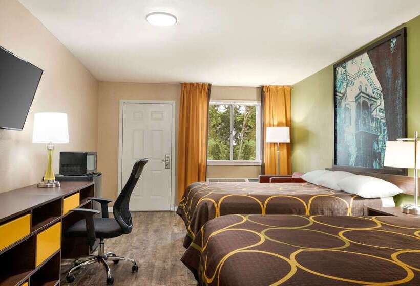 فندق Super 8 By Wyndham Brookhaven