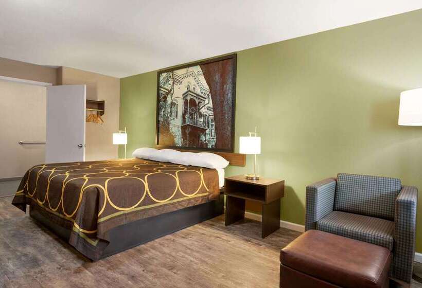 فندق Super 8 By Wyndham Brookhaven