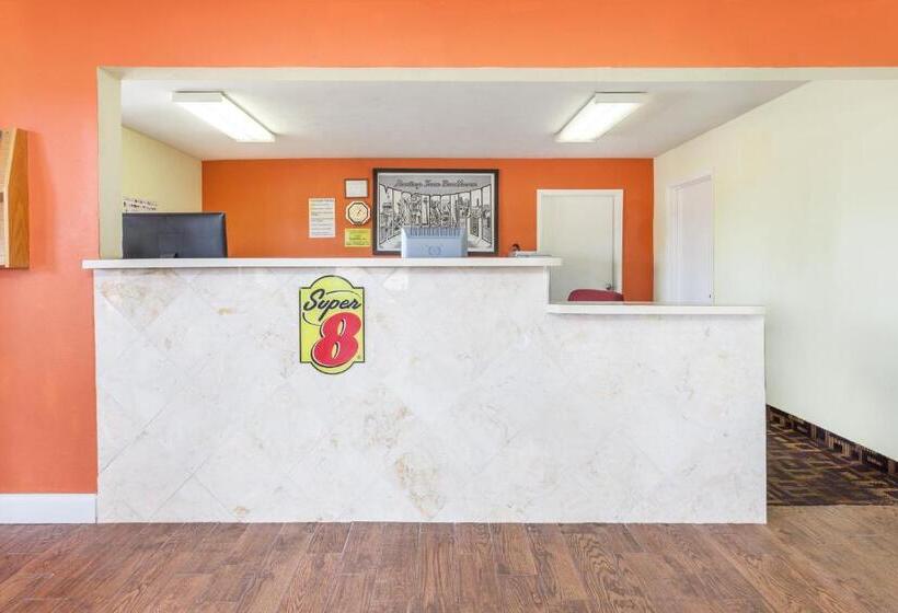 فندق Super 8 By Wyndham Brookhaven