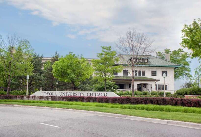 호텔 Super 8 By Wyndham Chicago Il