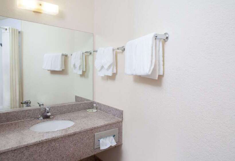 호텔 Super 8 By Wyndham Chicago Il