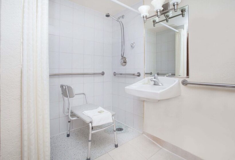 호텔 Super 8 By Wyndham Chicago Il