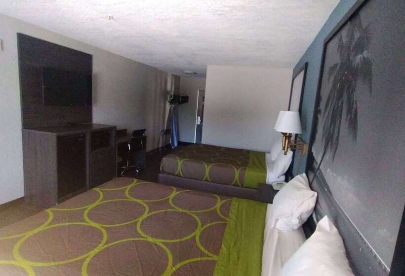 Super 8 Motel By Wyndham Near Fort Lauderdale Arpt