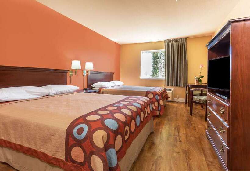 호텔 Super 8 By Wyndham Dixon/uc Davis