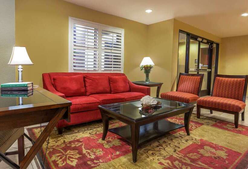 호텔 Super 8 By Wyndham Dixon/uc Davis