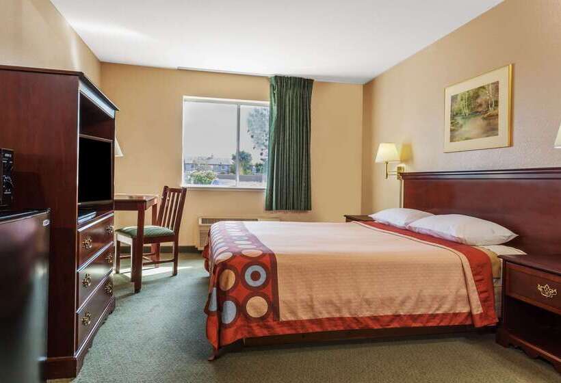 호텔 Super 8 By Wyndham Dixon/uc Davis