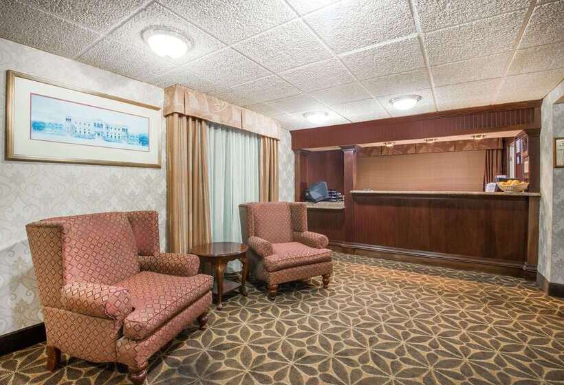 فندق Super 8 By Wyndham Erie/i 90