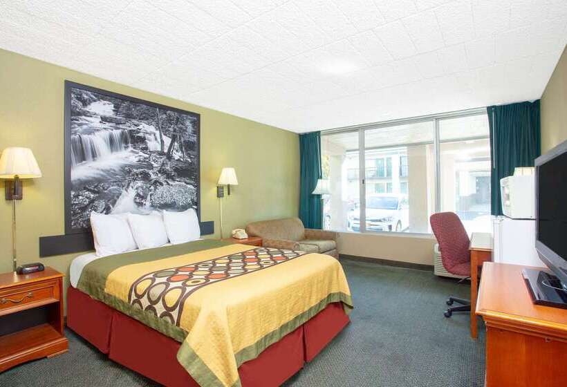 فندق Super 8 By Wyndham Erie/i 90