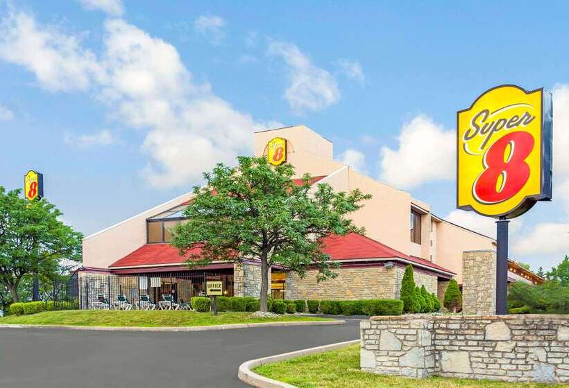 فندق Super 8 By Wyndham Fort Mitchell Cincinnati Area