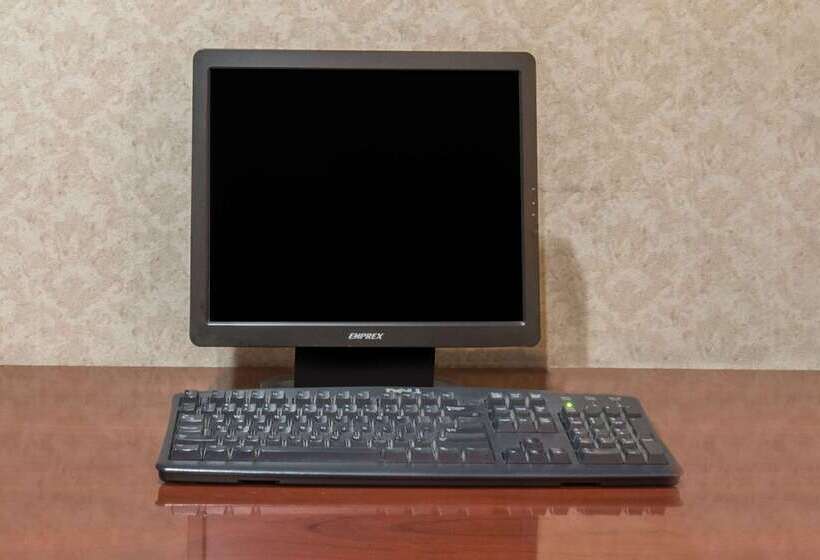 Отель Super 8 By Wyndham Fort Worth Stockyards