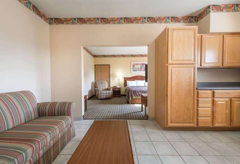 Отель Super 8 By Wyndham Fort Worth Stockyards