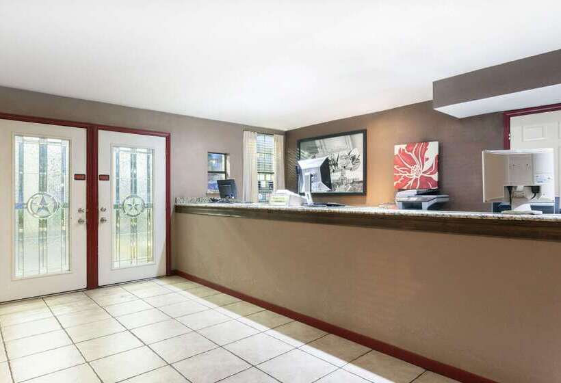 酒店 Super 8 By Wyndham Fredericksburg