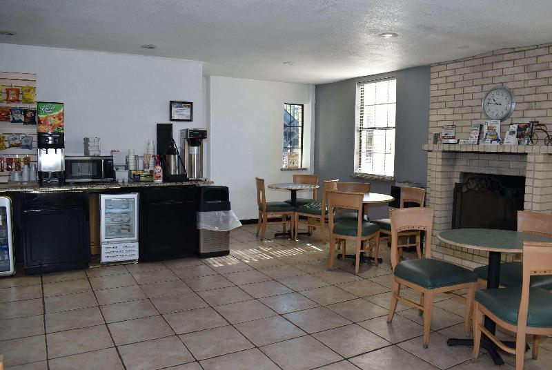 酒店 Super 8 By Wyndham Fredericksburg