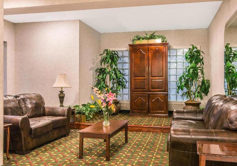 호텔 Super 8 By Wyndham Garland North Dallas Area