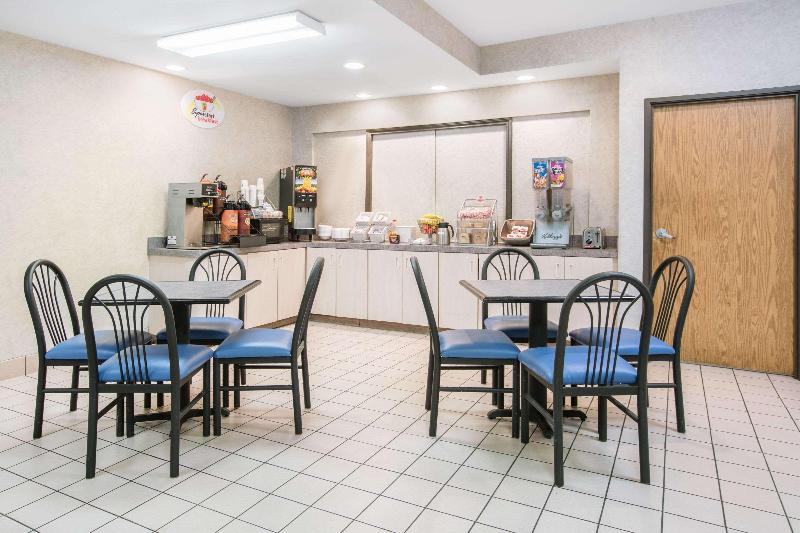 호텔 Super 8 By Wyndham Garland North Dallas Area