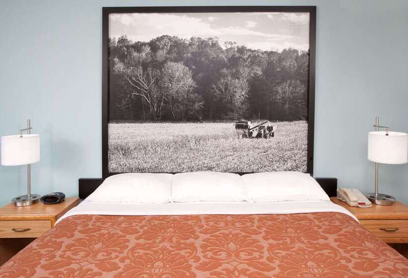 فندق Super 8 By Wyndham Gas City Marion Area