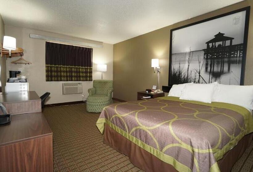 فندق Super 8 By Wyndham Greenville