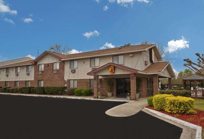 فندق Super 8 By Wyndham Greenville